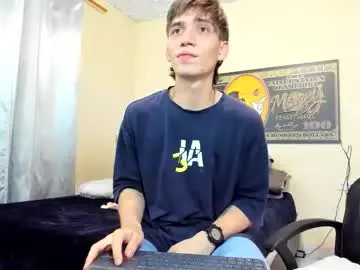 Chaturbate Best live sex cam show of erick_de_rossee