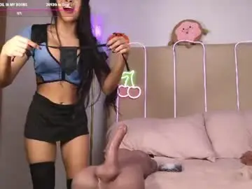 Chaturbate Free Porn Cam of ginacali