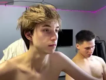 Chaturbate Live Porn of hunks_bromance