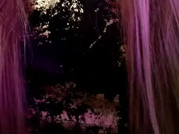 Chaturbate Free Live Porn of iris_lave