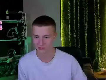 Chaturbate Live Sex Cam of kael_rin