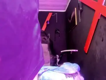 Chaturbate Live Sex Cam of darkdoll5
