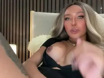 Chaturbate Nude Webcam of yourlovingpearlita1000