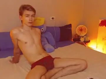Chaturbate Live Sex Cam of ericnortman