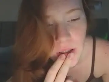 Chaturbate Best live sex cam show of fiamoor