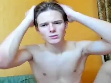 Chaturbate Live Sex Cam of timytwinkboy
