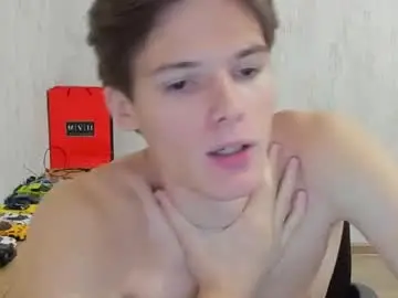 Chaturbate Watch Live Sex Cams of timytwinkboy