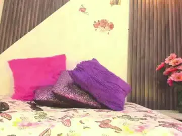 Chaturbate Live Sex Cam of yessica_doll