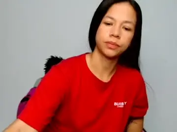 Chaturbate Nude Webcam of lauracb_