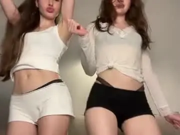 Chaturbate Live Sex Cam of love_machine_