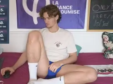 Chaturbate Free Live Porn of alex83530
