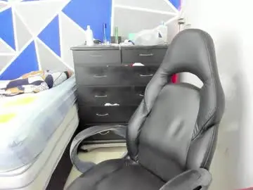 Chaturbate Live Sex Cam of big_black11