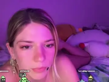 Chaturbate Best live sex cam show of oliviahansleyy