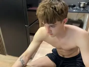 Chaturbate Best live sex cam show of panda_b0y