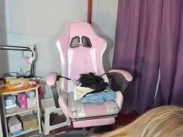 Chaturbate Free Porn Cam of angelmoanster2