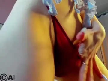 Chaturbate Best live sex cam show of dearly_emily