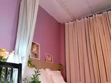 Chaturbate Watch Live Sex Cams of dearly_emily