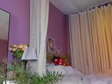 Chaturbate Best live sex cam show of dearly_emily