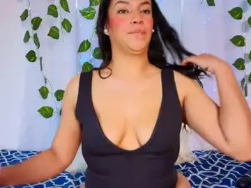 Chaturbate Live Sex Cam of lucia_sweeet