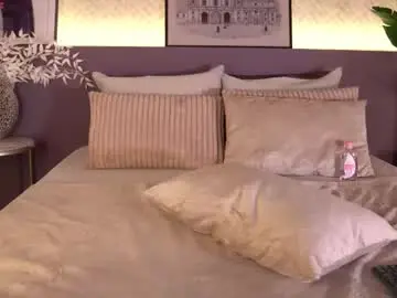 Chaturbate Best live sex cam show of ellediane