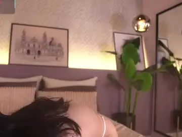 Chaturbate Live Sex Cam of ellediane