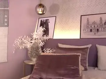 Chaturbate Live Sex Cam of ellediane