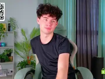 Chaturbate Live Sex Cam of moon_gloww