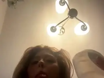 Chaturbate Adult Video Chat of teasemedoll