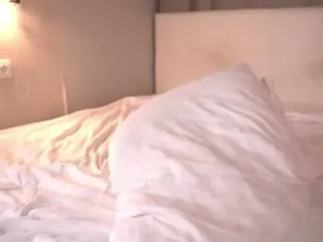 Chaturbate Watch Live Sex Cams of evelynnclaire