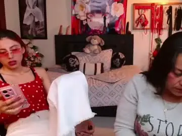 Chaturbate Watch Live Sex Cams of kloe_dekerandpenelope