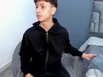 Chaturbate Live Sex Cam of stephane_rouss