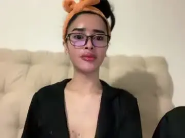 Chaturbate Sex Cam of urdreamgirl_withbigsurprise