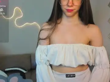 Chaturbate Free Porn Cam of _miss_evelyn_