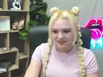 Chaturbate Adult Video Chat of lilysweetxo