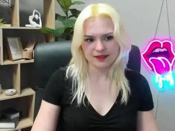 Chaturbate Nude Webcam of lilysweetxo