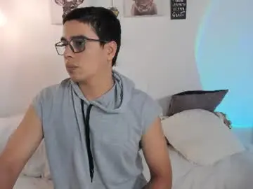 Chaturbate Watch Live Sex Cams of sergiocamiloa_30