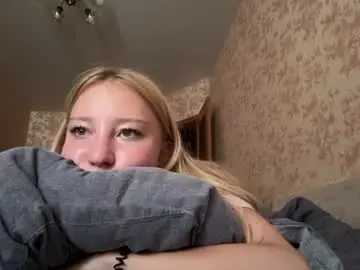 Chaturbate Live Sex Cam of clairewysocki