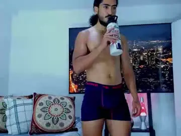 Chaturbate Free Live Porn of david_johnson372