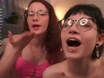 Chaturbate Watch Live Sex Cams of little_poetry