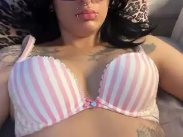 Chaturbate Watch Live Sex Cams of turntpixie