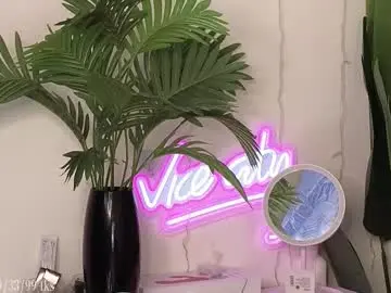 Chaturbate Best live sex cam show of violetvio1ator