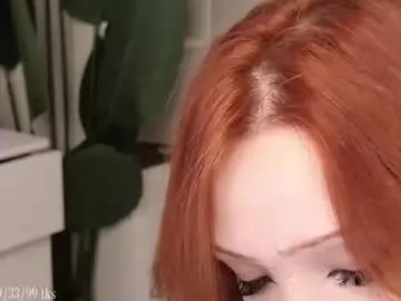 Chaturbate Live Sex Cam of violetvio1ator