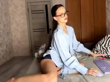 Chaturbate Watch Live Sex Cams of yourselenas