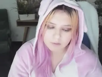 Chaturbate Live Sex Cam of diaangell