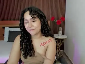 Chaturbate Adult Webcams of rossie_lanie_