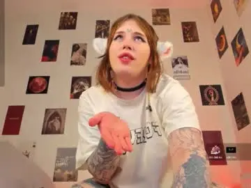 Chaturbate Live Sex Cam of alice_moonshard