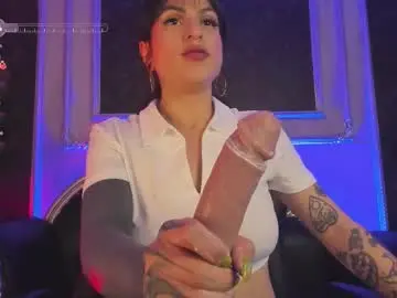 Chaturbate Watch Live Sex Cams of prettybullet