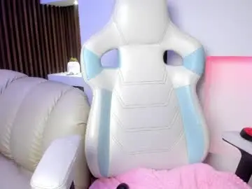 Chaturbate Live Sex of camila_martinez9