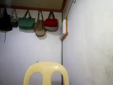 Chaturbate Live Sex Cam of sweetie_trishiaxx
