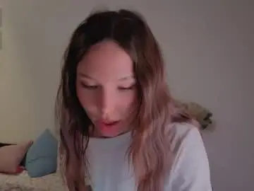 Chaturbate Adult Webcams of emelia_fox